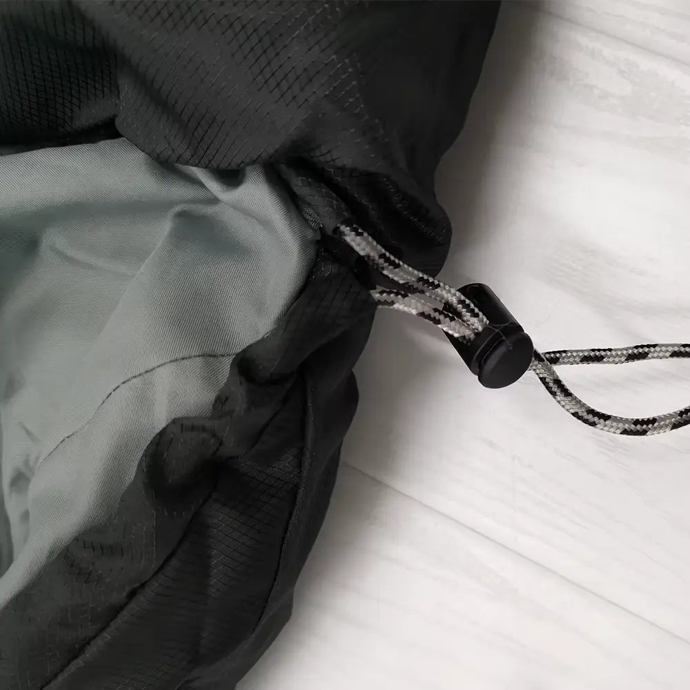 Sac de Couchage Noir pour la randonnée